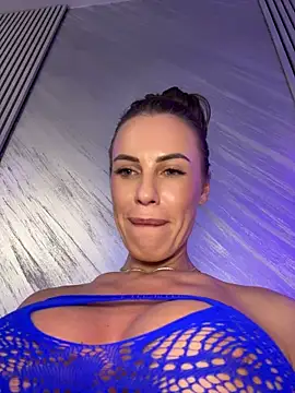 _JessyRey_ - Dildo between my hot boobies 😈 sexy vid