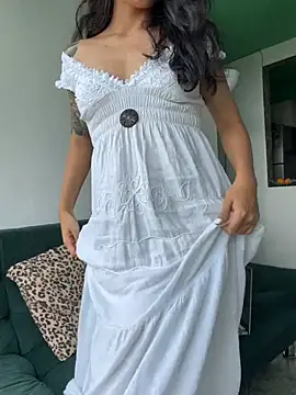 SeleneVaughan - Show boobs 🥰