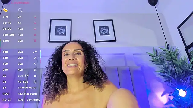 Alicia_Monroe_ - Shake ass