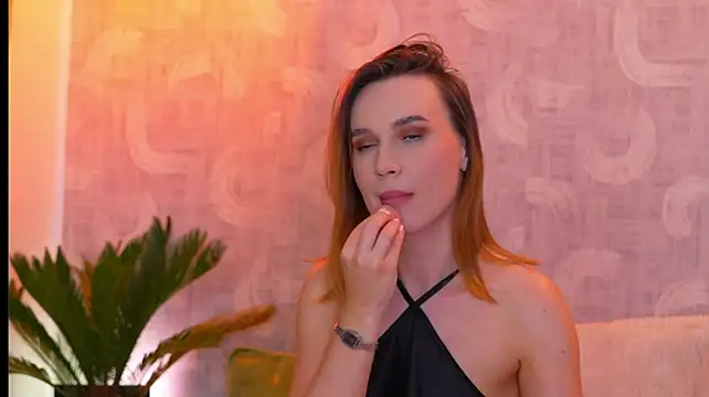 MargoHillX - Tease me until my legs are shaking !