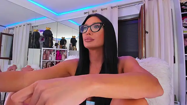 AstridVexxx - 5 ass spanks 🍑🍑🍑🖐️🖐️🖐️