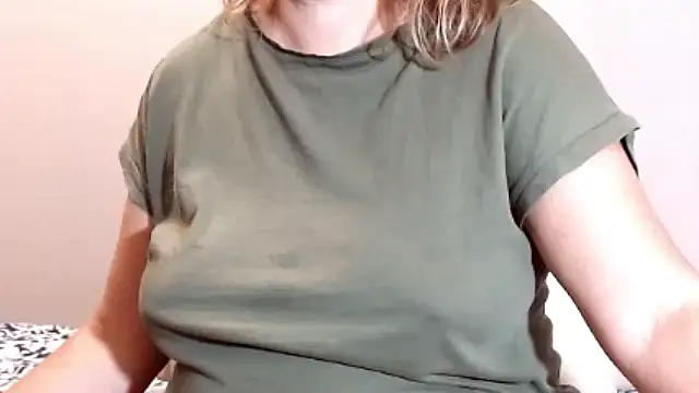 NastyAssxx - make me squirt bb