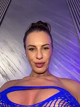 _JessyRey_ - Dildo between my hot boobies 😈 sexy vid