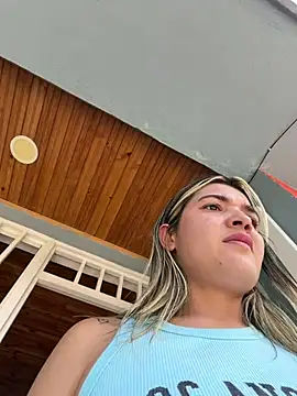 Sarita-candy - Suck a guy's cock on the street