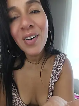 Camillemonroe_ - Rubbing my pussy + 120 sec Remote contro