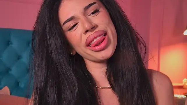 ReinaTriana - me excitas papi ... 😈