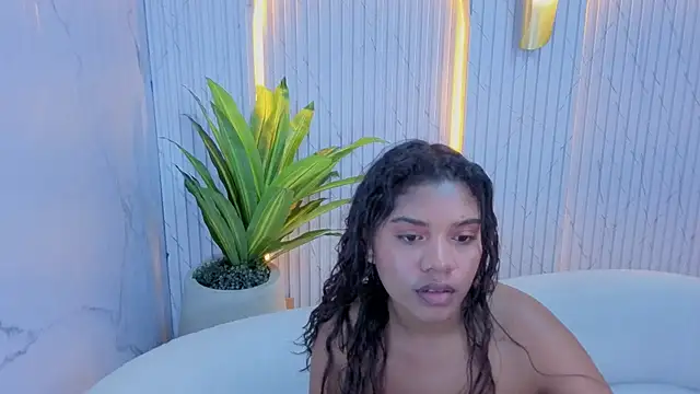 Marian_Brown_t - flash tits