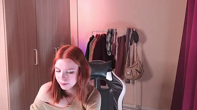 LappyTappa - Hot Striptease Tease