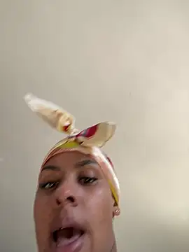 Julixxx22 - 4 finger pussy