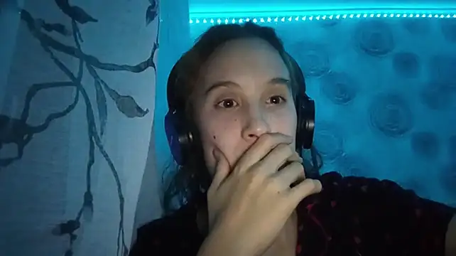 ElyseLegget - Show my cutie outfit