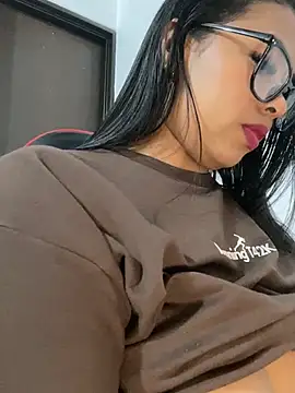 PUSHYLATE - bounce tits