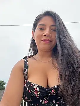 Catalina16_ - BIG SQUIRT IN PUBLIC 💦