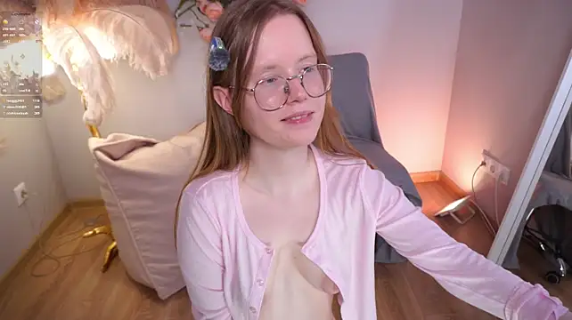 More_Sonne - 1 finger inside my wet pussy 💕