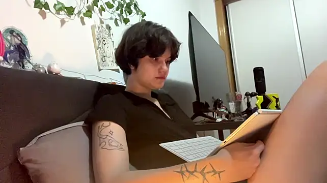 HeyFriren - Sexy eye contact + make a heart