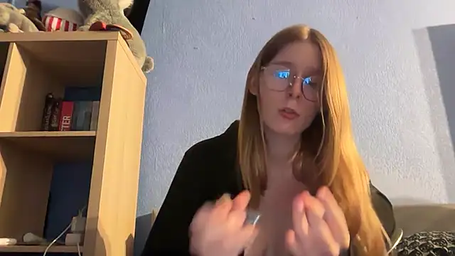 Thepretiestgirlhere - caresse en levrette