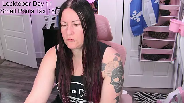Gennyrock - BBC Dildo Blowjob