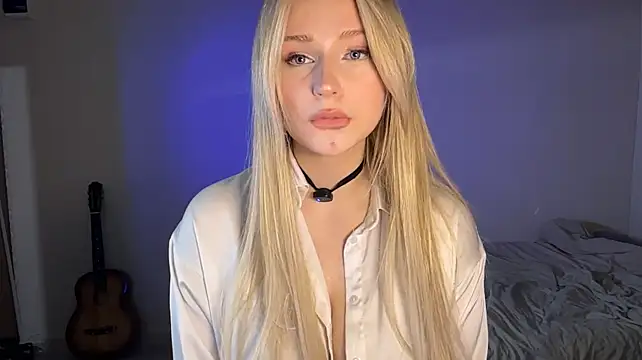 Real_anna - Toy control for 5 min