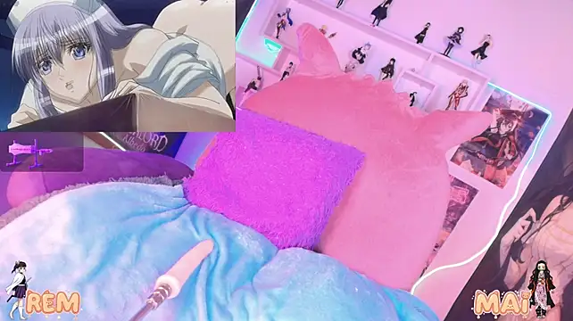 Mai-- - go sex machine in pussy😈