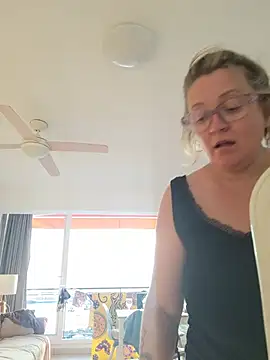 Lady_charlyne - Douche hot