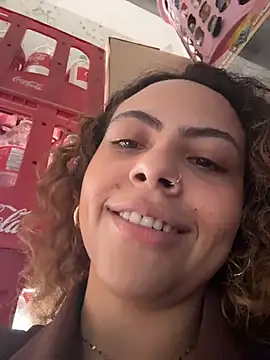 Chloe_Leaozinho - Squirt 💦 gosta na sua boquinha