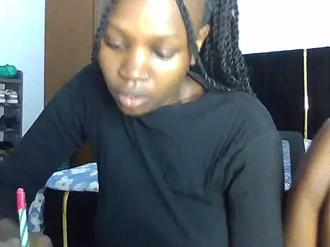 Ebony_caramell - show pussy