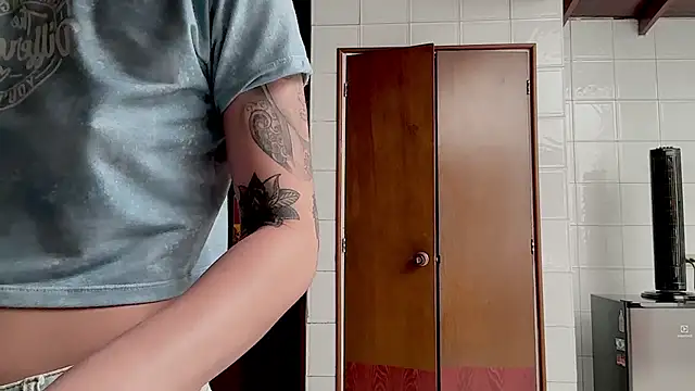 MarcellaGriffin - SUCK BOOBS