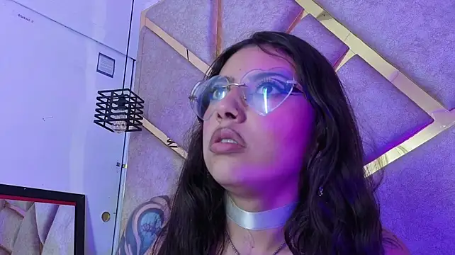 Violeta_munss - SUCK MY FEET + LOT SALIVA