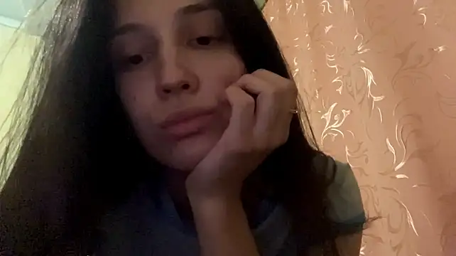 GildaCode - FLASH MY UNDERBOOBS