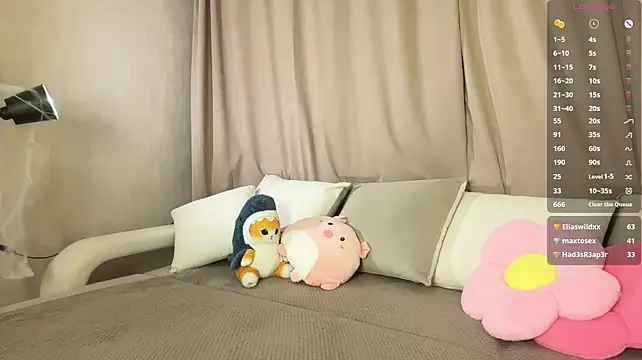 Honey_Alicia - Squeeze my butt in my panties
