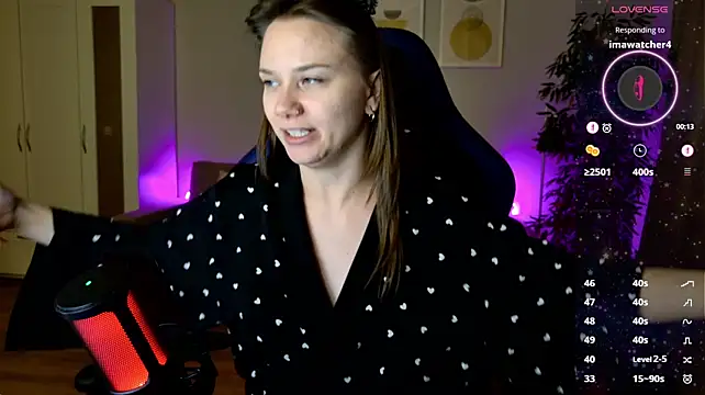 Alexa_feels_ - Flash boobies 5 min