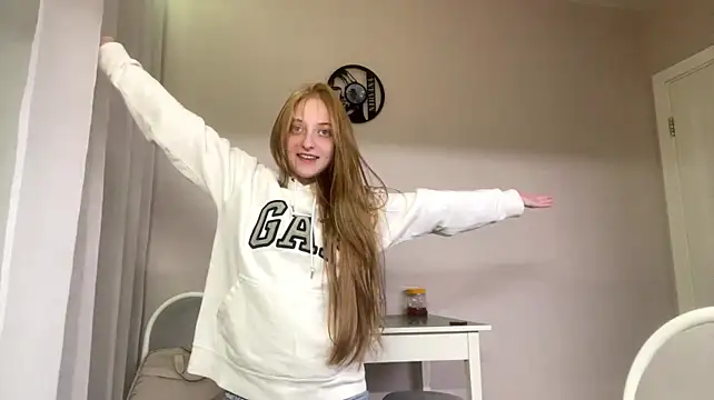 TimikaGrappe - Little cute dance