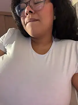 XMara - GENTLY KISS MY PUSSY