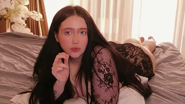 UR_MADDY_ONLINE - naked boobs