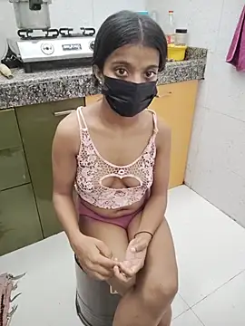 Mini-cutie - Pussy in fingaring