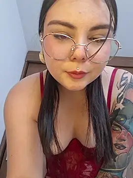 Julieth85_ - Fuck me with the dom +cum