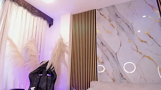 TaylorAndThalia - SUCK HER BOOBS AND BLOWJOB