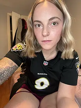 Jaseyrae - Tip 222tks for newest vid sucking my bf
