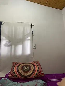 Miimii_lovee - try to open my ass