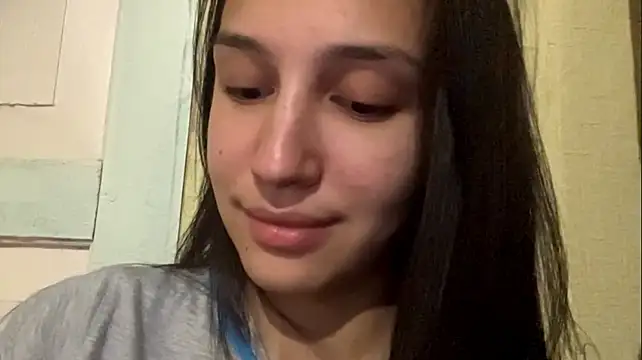 GildaCode - FLASH MY UNDERBOOBS