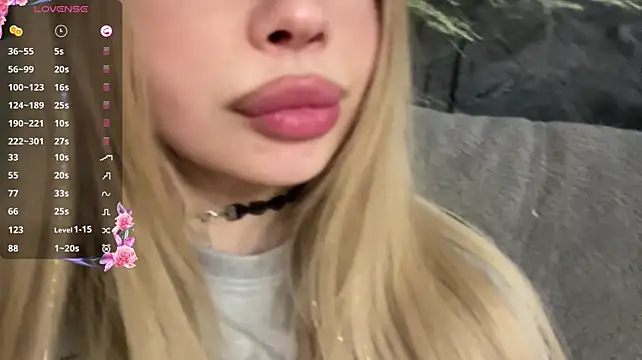 Miafruit - Stand and do sexy 360