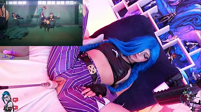 Jinx-- - Show+oil on Jinxs feet 🦶😋