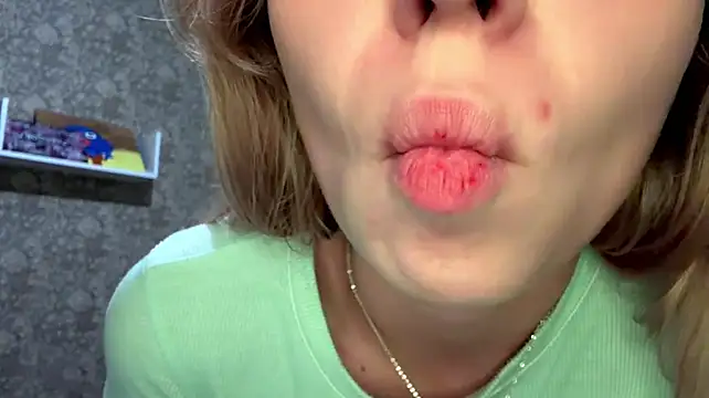 LilliaEhmen - Change my outfit now