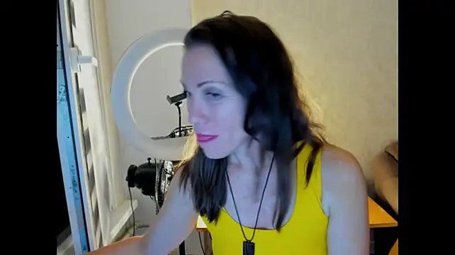Pure_elena - Finger in pussy + taste them