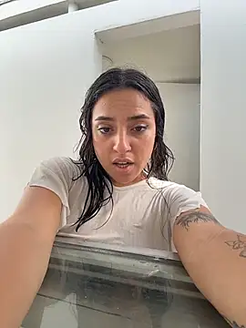 MeggyMae_ - show asshole in doggy