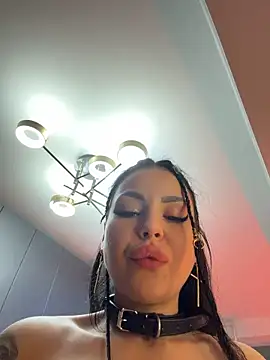 NaomyFlame - PUSSY FINGERS +5 MIN TOY CONTROL💦