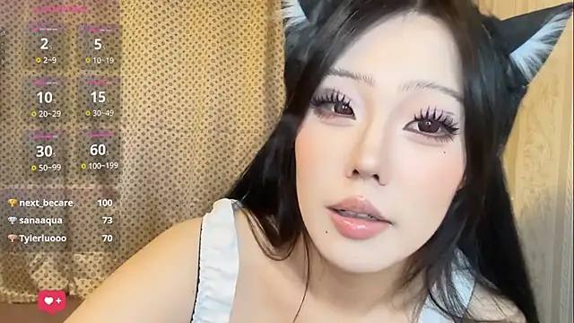 Babyrita - 半裸揉胸5分钟