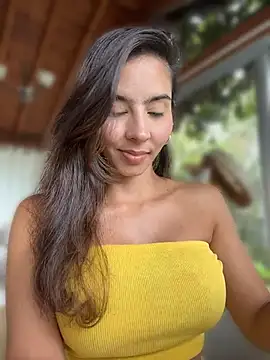 RouseColins - What cute lady