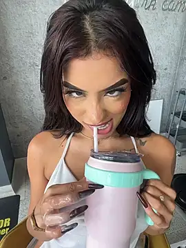 MystiqueXXX - FINGERING MY PUSSY CLOSE UP😈👑