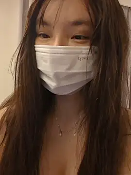 TW_zhuzhu123 - 胸胸擦玻璃