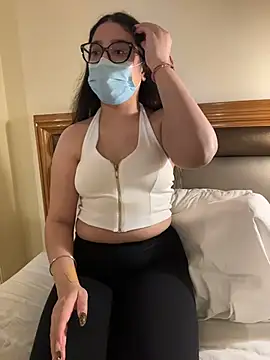 JAsMinE678 - anal in group show